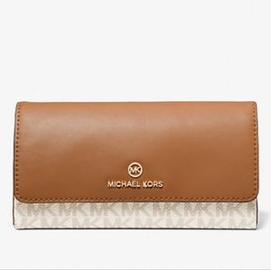 Lg Michael Kors trifold wallet vanilla/acorn NWT